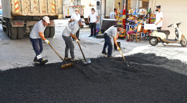 KARABAĞLAR’DA ASFALT SEFERBERLİĞİ