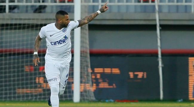 Kasımpaşa'da Quaresma ile yollar ayrıldı