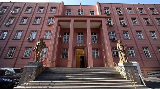 Kırmızı bültenle aranan eski hakim Ankara'da yakalandı