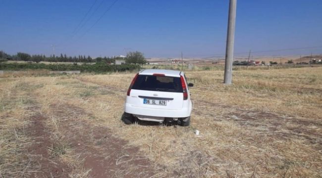 Kontrolden çıkan araç tarlaya girdi