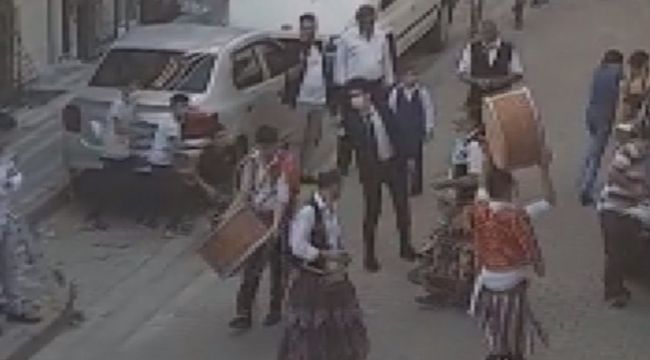 Kurallara uymayıp havaya ateş açtı!