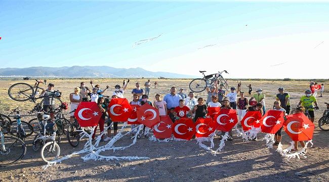 MAVİŞEHİR'DE UÇURTMA ŞENLİĞİ