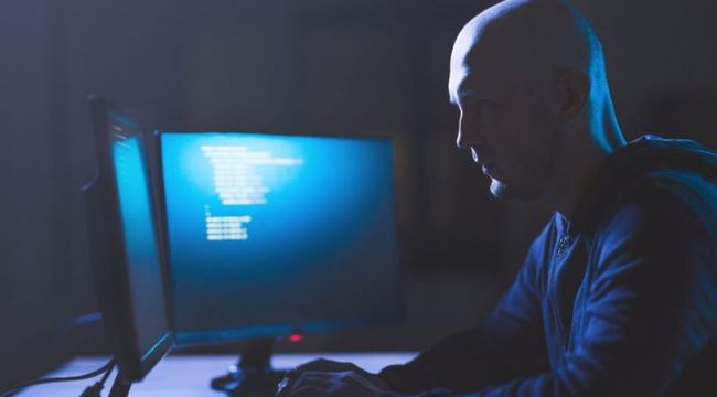 Milyarlarca çalıntı parola karanlık ağda satılıyor