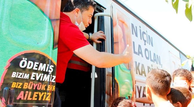 ÖDEMİŞ’TEN ÇOCUKLARA BAYRAM HEDİYESİ