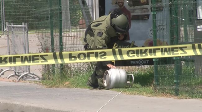 Otobüs durağındaki tüp polisi alarma geçirdi