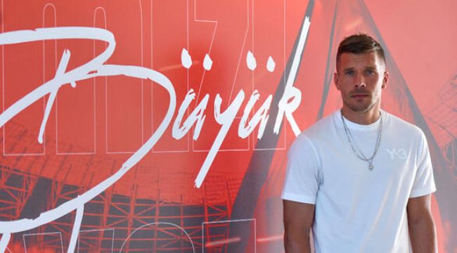 Podolski'den Max Kruse açıklaması
