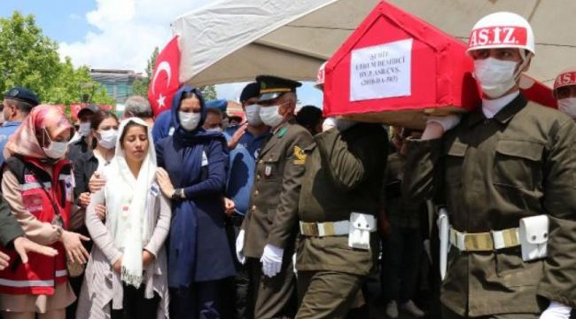 Şehit Astsubay Demirci son yolculuğuna uğurlandı