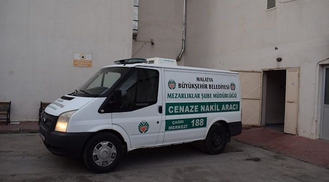 Süt sağarken elektrik akımına kapılan şahıs öldü