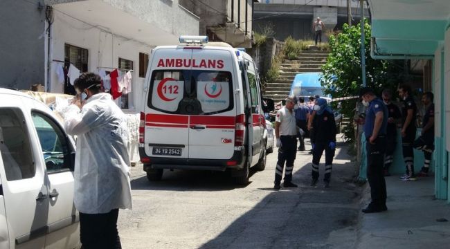 Tartıştıkları arkadaşlarını öldürüp evden kaçtılar!