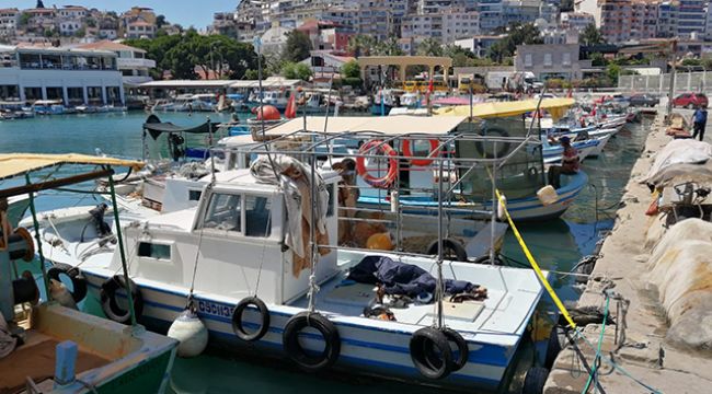 Teknenin içinde ölü bulundu