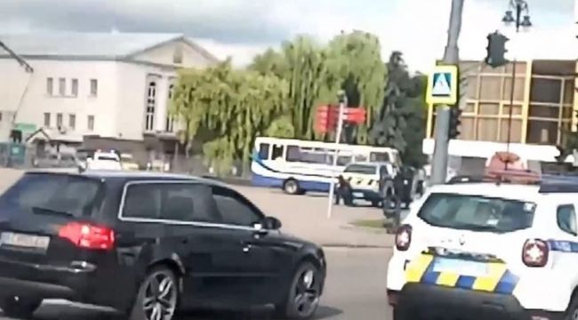 Ukrayna'da bir otobüste rehine krizi!