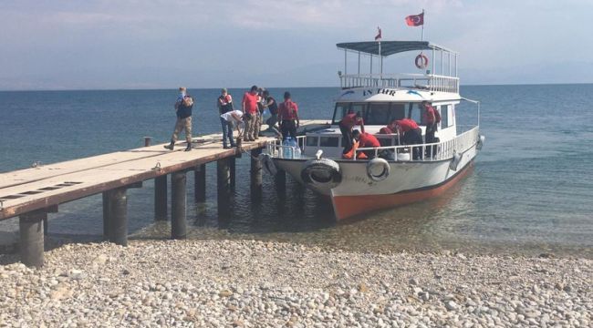 Van'daki tekne faciasında ölü sayı 42'ye yükseldi