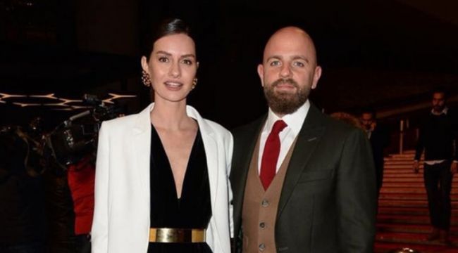 Yasemin Özilhan, eşini sildi!