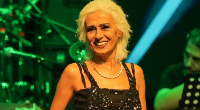 Yıldız Tilbe, Harbiye'de sahne aldı