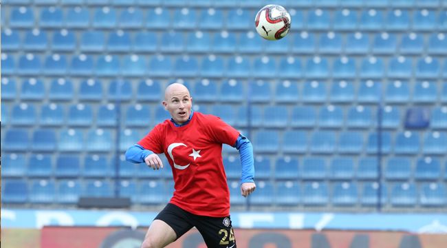 ALTAY, JOVAN BLAGOJEVİC'İ RENKLERİNE BAĞLADI