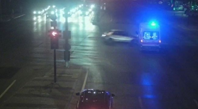 Altı kişinin yaralandığı ambulans kazası kamerada