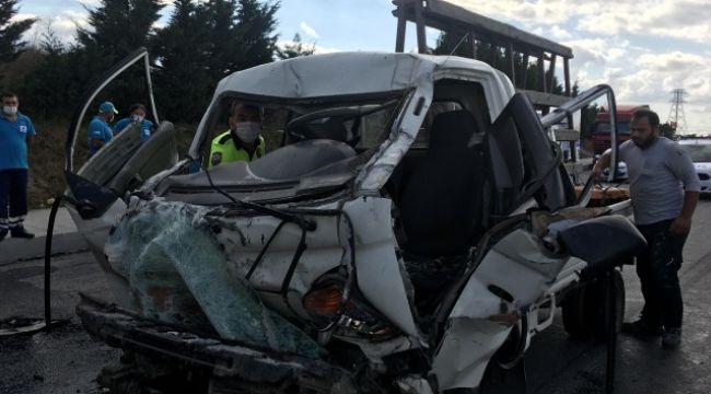 Arnavutköy'de kamyon kazası