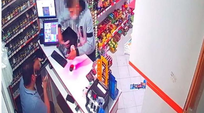 Babasına ait marketleri silah zoruyla soydu