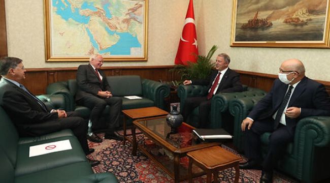 Bakan Akar, Jeffrey ve Satterfield ile görüştü