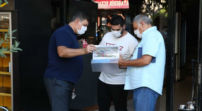 BAŞKAN TUGAY’DAN SAHADA KORONA DENETİMİ