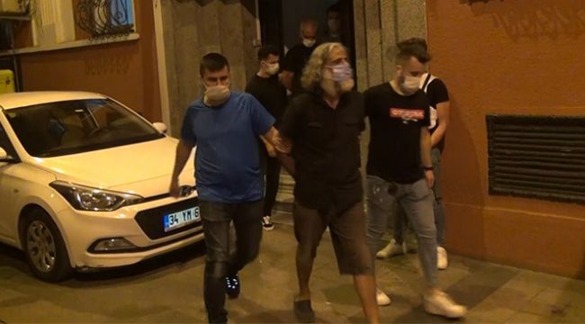 Beyoğlu'nda ‘değnekçiler' suçüstü yakalandı