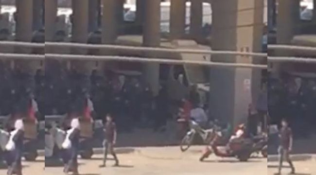 BORNOVA'DA ŞOK EDEN "LOKMA" KALABALIĞI