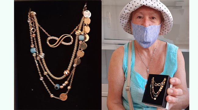 Bulduğu altın takıları belediyeye teslim etti