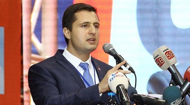 DENİZ YÜCEL "BUNLAR PARTİMİZDE BARINAMAZLAR"