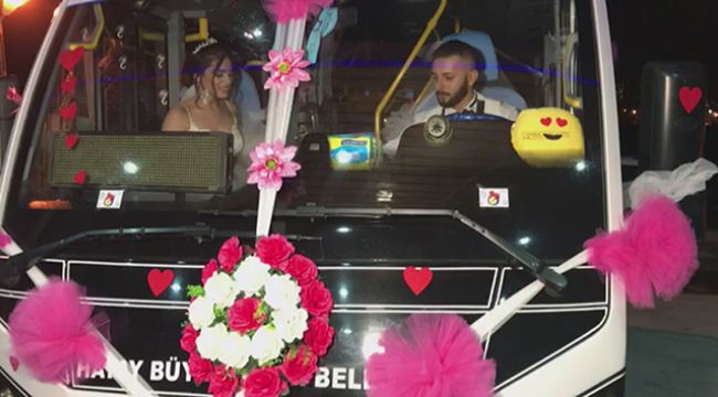 Ekmek teknesi minibüsü gelin arabası yaptı