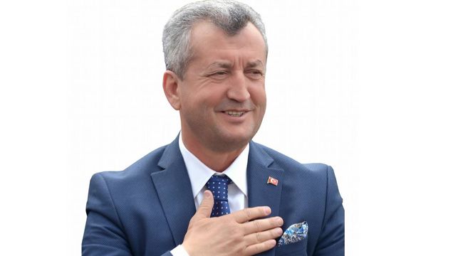 ESKİ BELEDİYE BAŞKANI ŞAHİN'E SİLAHLI SALDIRI