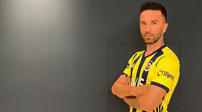 Gökhan Gönül yeniden Fenerbahçe'de