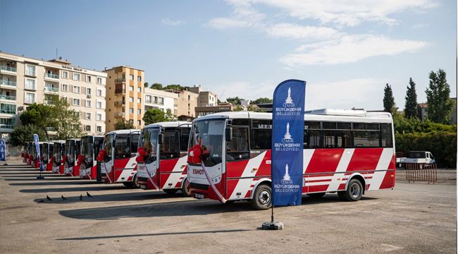 İZMİR’DE 52 YENİ OTOBÜS DAHA HİZMETE GİRDİ