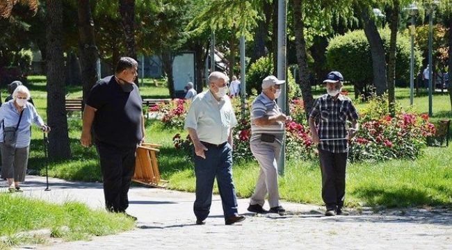 İZMİR’DE 65 YAŞ VE ÜSTÜ İÇİN YENİ TEDBİRLER