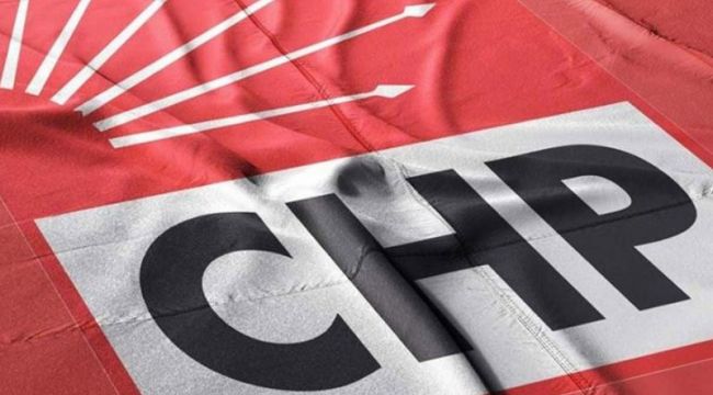 İZMİR’DE CHP’Lİ GENÇLER SANDIK BAŞIDA