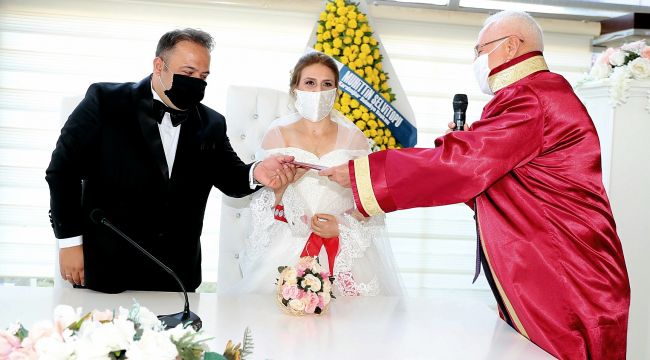 KARABAĞLAR’DA NİKAHA ONLİNE HAZIRLIK!