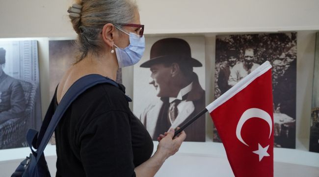 KARŞIYAKA'DA "ZAFERE GİDEN YOLCULUK"
