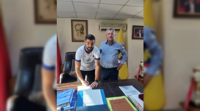 MENEMENSPOR'DAN 2 İMZA BİRDEN