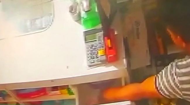 Sancaktepe'de bakkalın kasasından para çaldı