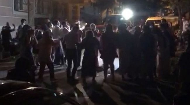 Sosyal mesafesiz düğünde müzisyenden ilginç sitem