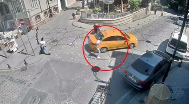 Taksici, turistin cep telefonunu çalıp kaçtı