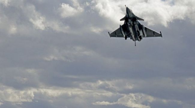 Yunanistan Fransa'dan savaş uçağı alıyor