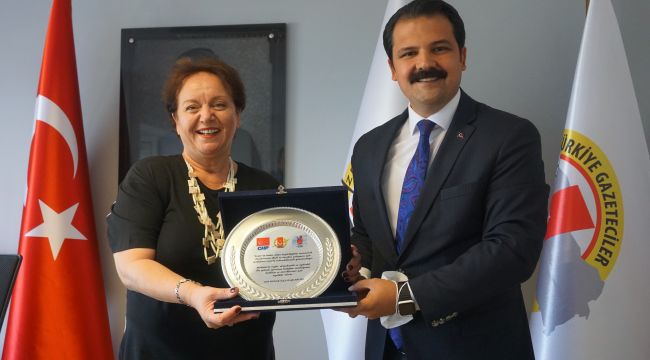 BAŞKAN GRUŞÇU'DAN KIRILMAZ KALEM ZİYARETİ  