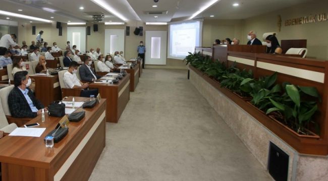 SELVİTOPU'NDAN KENTSEL DÖNÜŞÜM VURGUSU