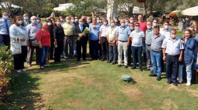 BAŞKAN TUNÇ SOYER URLA'DA MUHTARLARLA