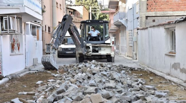BORNOVA'DA SOKAKLAR YENİLENİYOR
