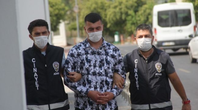 Bulduğu tabanca ile arkadaşını öldürdü