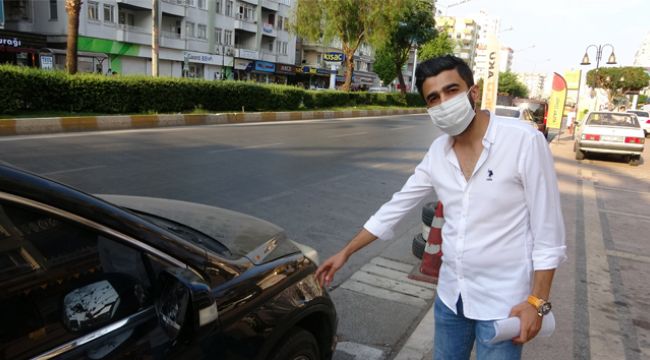 Dinlenerek arabayı parçaladı
