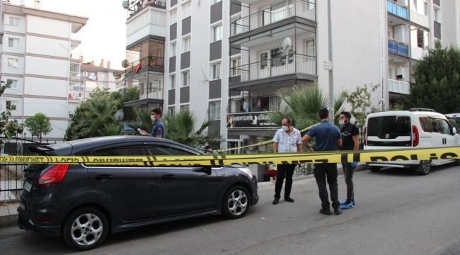GAZİEMİR'DE ESKİ EŞ KATLİAM YAPTI