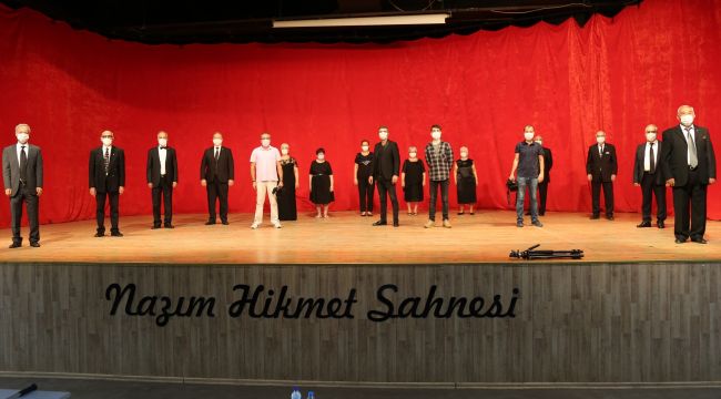 GAZİEMİR’İN AK SAÇLILARINDAN KURTULUŞ GÜNÜ
