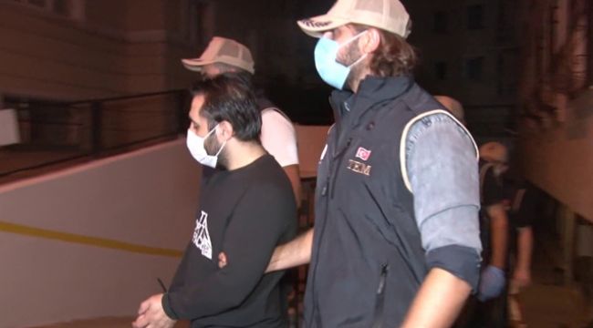İstanbul'da eş zamanlı FETÖ operasyonu
